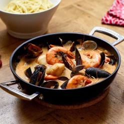 Le Creuset Toughened Non-Stick Wok - 32cm