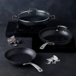 Le Creuset Toughened Non-Stick Deep Frying Pan - 24cm