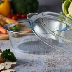 Mason Cash Classic Round Glass 2 Litre Casserole Dish with Lid