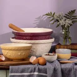 Mason Cash In The Meadow Daisy 26cm Stoneware Mixing Bowl - Berry