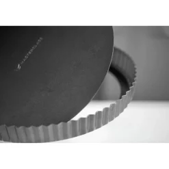 Masterclass Loose Base Fluted Flan Tin - 18cm