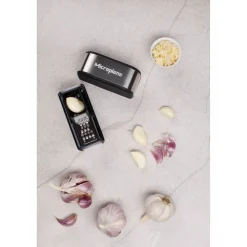 Microplane Garlic Cutter - Black