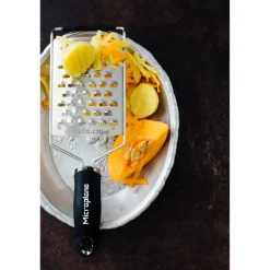 Microplane Gourmet Series Ultra Coarse Grater - Black