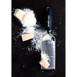 Microplane Gourmet Series Coarse Cheese Grater - Black