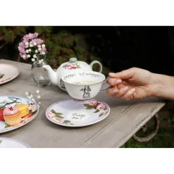 Mikasa V&A Alice In Wonderland Bone China Tea Cup & Saucer Set