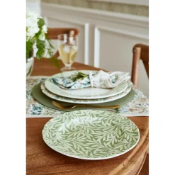 Morris & Co 23cm Earthenware Plate - Assorted