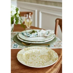 Morris & Co 23cm Earthenware Plate - Assorted