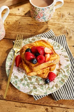 Morris & Co Set Of Four 20cm Earthenware Plates