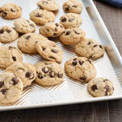 Nordic Ware Naturals Jelly Roll Aluminium Sheet Pan - Prism