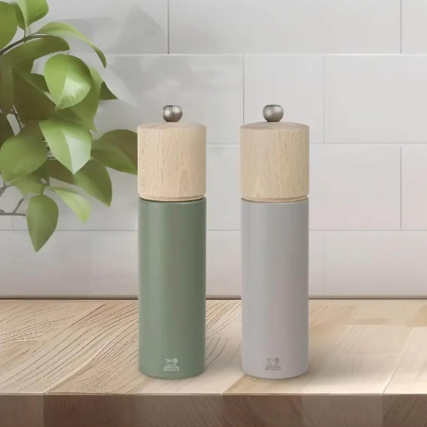 Peugeot Boreal 21cm Beech Salt Mill - Pebble Grey