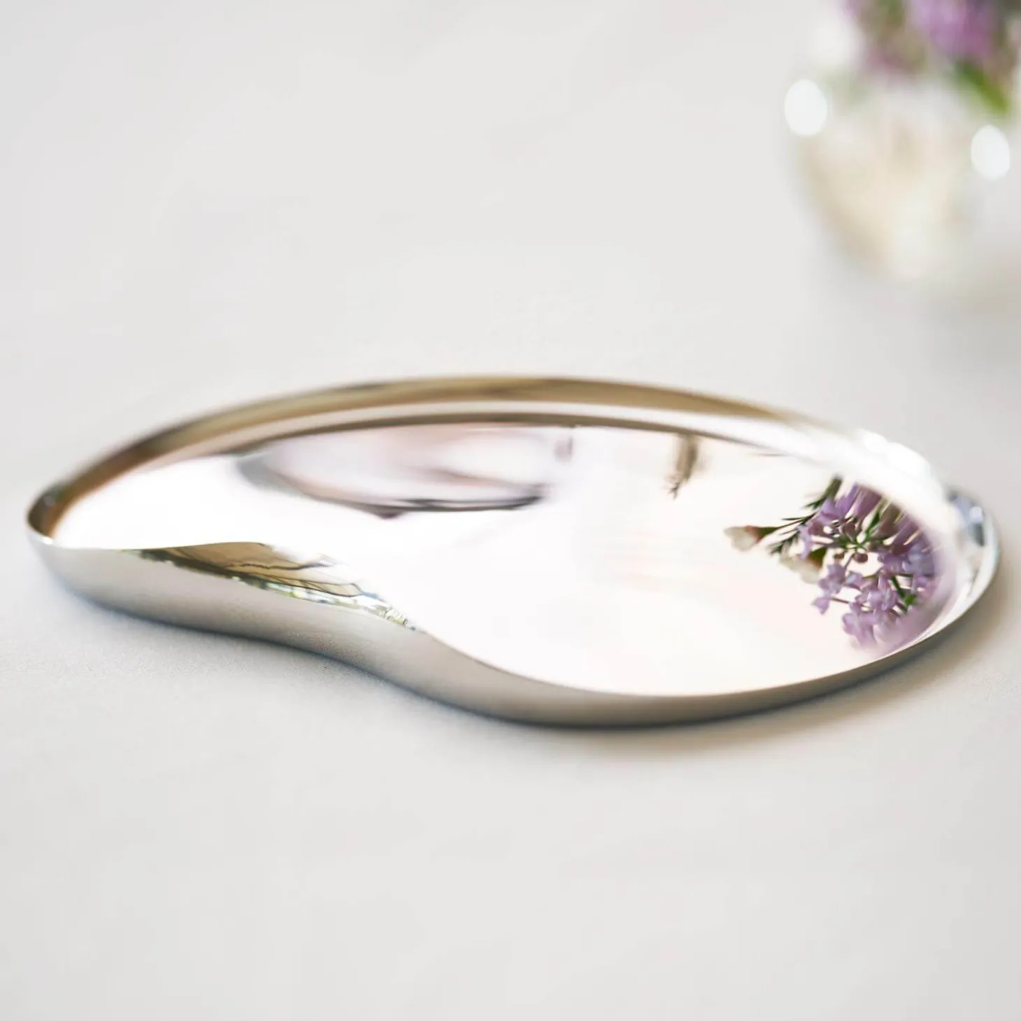 Robert Welch Drift 18|10 Mirror Polished Stainless Steel 25cm Serving Tray