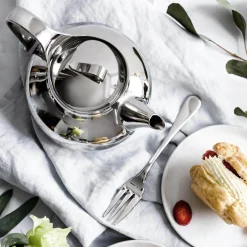 Robert Welch Drift 18|10 Mirror Polished Stainless Steel 25cm Serving Tray