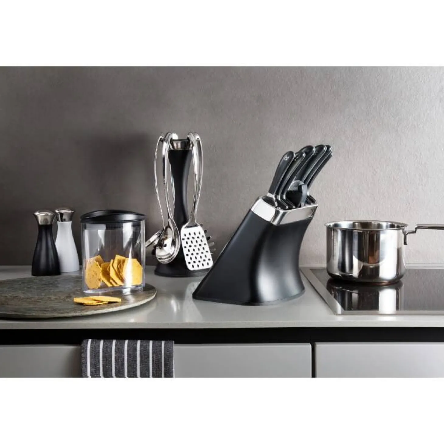 Robert Welch Signature 8 Piece Kitchen Knife Block Set With Sharpener
