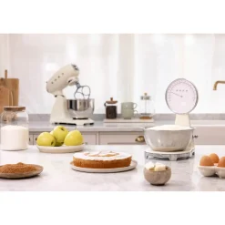 Smeg 50's Retro Style KSF01 Kitchen Scales - Cream