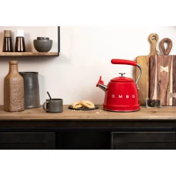 Smeg 50's Retro Style WKF01 Whistling Stove Top Kettle - Red