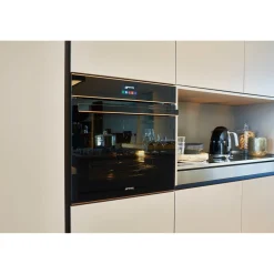 Smeg 50's Style Retro KLF03 Jug Kettle - Black