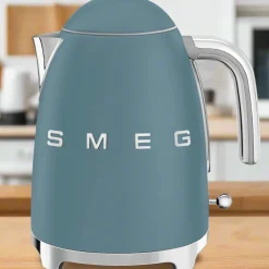 Smeg 50's Style Retro KLF03 Jug Kettle - Storm Blue