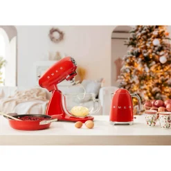 Smeg 50's Style Retro KLF05 Mini Jug Kettle - Red