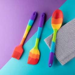 Taylor's Eye Witness Silicone Pastry Brush - Rainbow