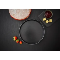 Tower Precision Plus Carbon Steel 23cm Round Non-Stick Loose Base Sandwich Tin - Black