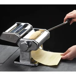 World of Flavours Italian Pasta Machine - Silver