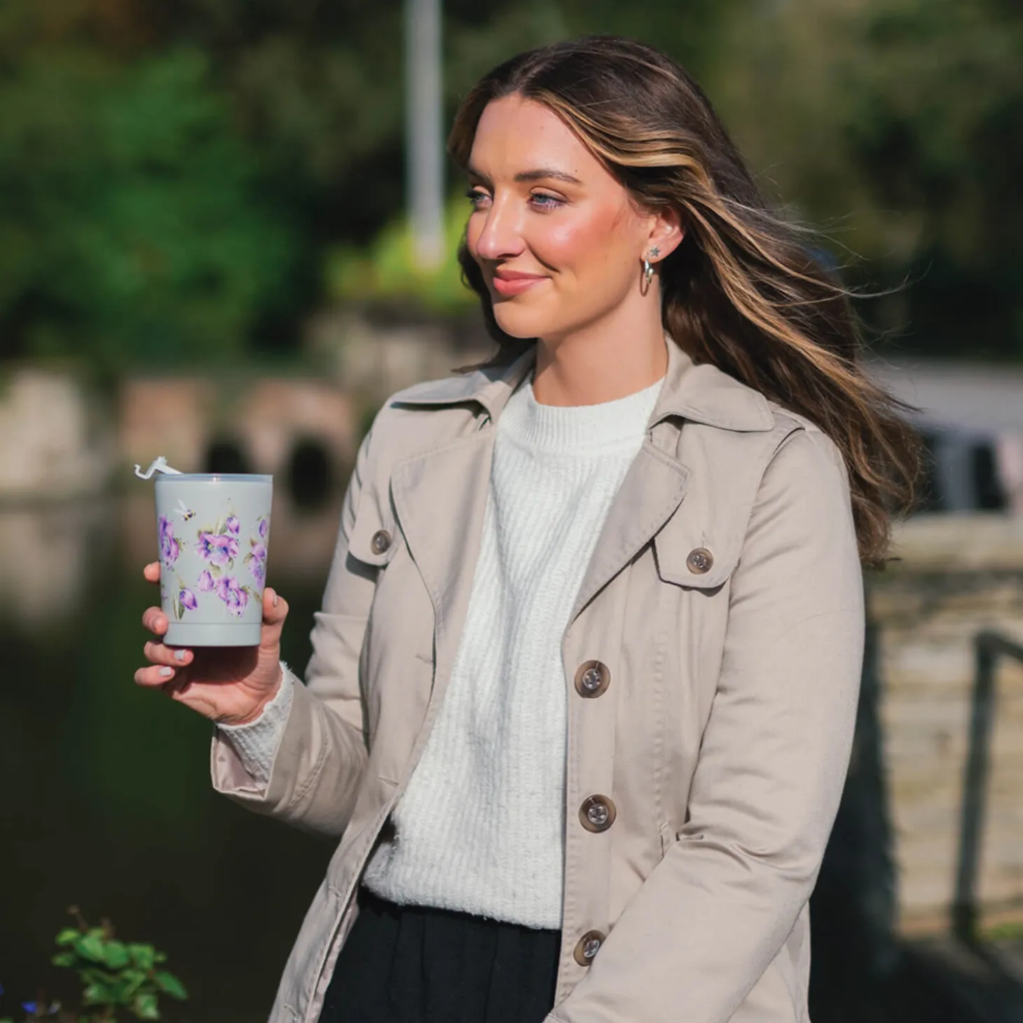 Wrendale Designs by Hannah Dale 320ml Thermal Travel Cup - Busy Bee