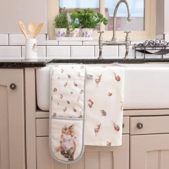 Wrendale Designs by Hannah Dale Double Oven Glove - Woodlanders