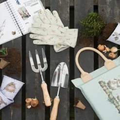 Wrendale Designs by Hannah Dale Gardening Gloves - Blooming With Love