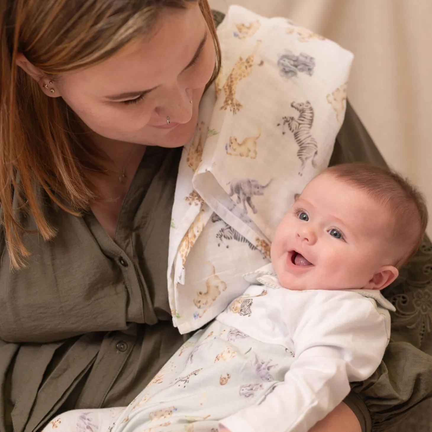 Wrendale Designs by Hannah Dale Little Wren 100% Cotton Muslin Gift Set - Little Savannah