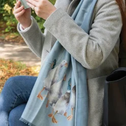 Wrendale Designs by Hannah Dale Winter Scarf - Quackers
