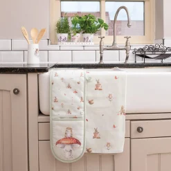 Wrendale Designs by Hannah Dale Double Oven Glove - Garden Friends