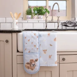 Wrendale Designs by Hannah Dale 100% Cotton Tea Towel - Farmyard Friends