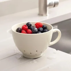Zeal Berry 10cm Melamine Colander with Handle - Cream