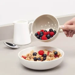 Zeal Berry 10cm Melamine Colander with Handle - Cream